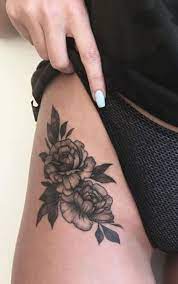 This kind of tattoo can be helpful for hiding some of your extra weight, which is usually a problem for girls. 17 Trendy Ideas Womens Tattoo Ideas Hip Cover Up Rose Tattoo Thigh Flower Hip Tattoos Hip Thigh Tattoos