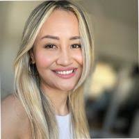 Claire Luna's Instagram, Twitter & Facebook