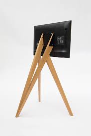 In diesem video wird das whiteboard auf der halterung montiert. 44 Diy Tv Halterungen Ideen Tv Stander Tv Halterung Tv Mobel