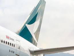 國泰航空有限公司（英語：cathay pacific airways limited，簡稱國泰航空（英語：cathay pacific），港交所：293，otcbb：cpcay）是香港第一間提供民航服務的航空公司，為太古集團及寰宇一家成員，以香港國際機場作為樞紐。 åœ‹æ³°èˆªç©ºè£8500äººæ¸¯é¾èˆªç©ºåœæ­¢ç‡Ÿé‹