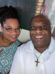 Forget about heart break, nothing hurt like looking for a spoon 🥄 while  others are eating 😂🤪😁🤓😎🤗🙌🏃‍♂️🏃‍♂️