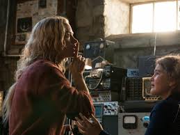 Educated at hurtwood house in dorking, blunt made her acting debut in a 2001 stage production of the royal family.she went on to appear in the television film boudica (2003) and. Emily Blunt Mag Keine Horrorfilme