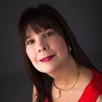 Vicky Holt's Instagram, Twitter & Facebook