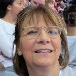 Karen Stoeckel's Instagram, Twitter & Facebook