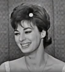 What's My Line?" Oleg Cassini & Julie Newmar (TV Episode 1961)