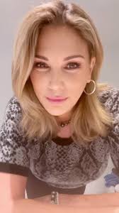 Daisy Fuentes Sheer Perfection Review