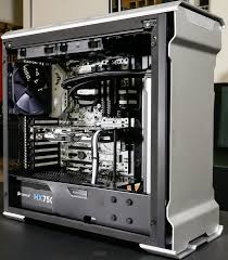 Black And White Sleeved Cables A Psu Shroud Sleeved Cabling Liquid Cooling Black And White Color Scheme This Is A Great Example Of How Computer Setup Computer Desk Setup Cable Management