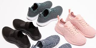 We found list of 40 store websites similar to lululemon from about 21,500+ online company shops in total. Chictrends Chictrends Uk Inspired Fashion Beauty Celebrity Trendslululemon Making Shoes Here S What You Need To Know Chictrends