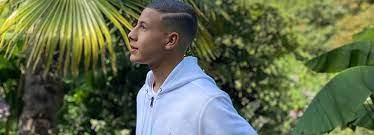 Hier findest du infos zu den spielern und trainern des teams. Der Bvb Hat Das Nachste Juwel Im Visier Diesmal Eines Von Psg