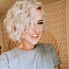 Acconciature corti per capelli folti. 30 Tagli Di Capelli Ricci Corti Facilissimi Da Gestire Capellistyle