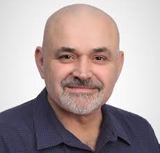 Bargains & Bites: Alexander Drive Community hosts Yard Sale and Street Party