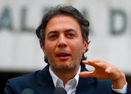 Daniel Quintero tendría que retractarse ante la justicia por historia que  le armó a Comfama