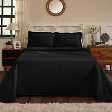 Flange trim and envelope closures. All Season Fleur De Lis Oversized Bedspread Set By Superior Hayneedle