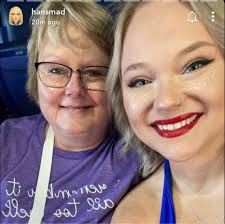 Congratulations Rizzo! 😍 It was hard to get the whole family there for the  fur siblings meet and greet, but it went fabulous! Rizzo went from having  his Dad around to having