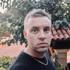 Hi All. I need your advice. What TDC readers do you use? Many thanks.  Please let me know as I am in the market for one.