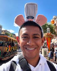 Luis Olascoaga (@luis.ernesto.olascoaga) • Instagram photos and videos