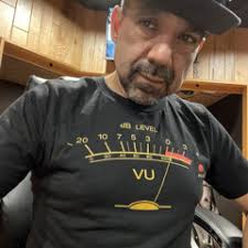 Stream Enrique Cisneros