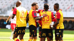 Lens reçoit le nîmes olympique ce dimanche à 15 heures pour le compte de la 34ème journée de les compos probables : N4dxiebw9udsmm