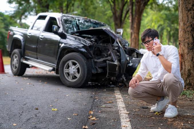 When Should You Hire a Lawyer After a Car Accident? | Morris Bart, LLC