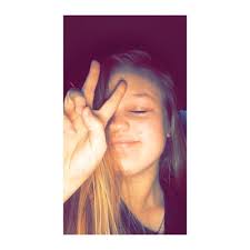 Nevaeh Schmidt (@nevaehbluerose)