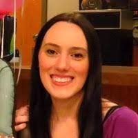 Shari Yates's Instagram, Twitter & Facebook