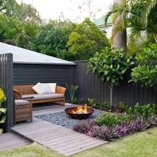 11 Small Garden Ideas To Make Your Garden Comfortable Small Backyard Landscaping Backyard Garden Design Backyard