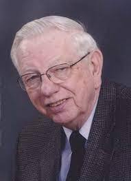 Alan Thoe's Instagram, Twitter & Facebook