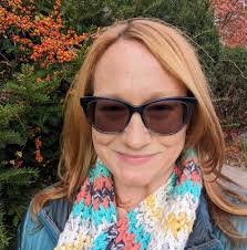 witchy book/audiobook recommendations? need something to listen to