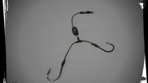 Dengan sisi yang panjang, lilitkan sebanyak 10x (b) masukkan ujungnya ke celah tekukan kenur. Cara Rangkai 2 Mata Kail Galatama Posisi Timah Normal Diatas Cabang How To Tie A Double Hook Rig Youtube