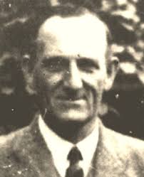 I am sorry to announce that my dear cousin Carl Hausman, born March 19,  1933, died yesterday august 23, 2021 in Teaneck, New Jersey USA He was a so  kind person, a