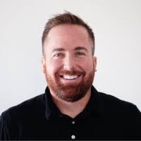 Thad Bell's Instagram, Twitter & Facebook