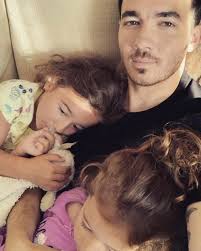 Hollywood's most devoted #GirlDads