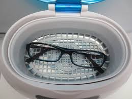 Stuff the wet cloth into the plastic glass. What Is Green Dirt On Eye Glasses And How To Clean It Pott Glasses
