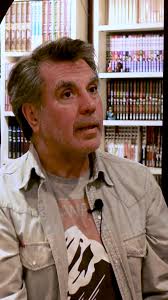 En esta entrega, nos sumergimos en la historia de Claudio Herrera, el  apasionado detrás de Rayos y Centellas ⚡️, una comiquería que lleva más de  30 años alimentando la cultura en la ciudad., Spoiler ...