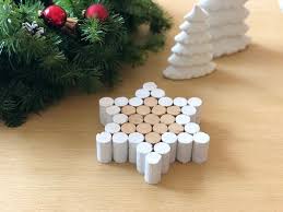 Accueil / produits / meubles et décorations / articles de bricolage / bouchons de liège. Faire Un Dessous De Plat Avec Des Bouchons En Liege Bouchons De Liege Decor De Noel Bricolage Artisanat En Liege