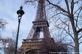 Eröffnet wurde der eiffelturm nach zweijähriger bauzeit zur weltausstellung 1889 in paris. Eiffelturm Paris 2021 Offnungszeiten Preise Tipps Infos Zum Eiffelturm Paris Mal Anders