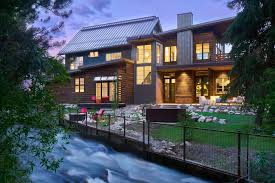 Situated on a 9,950 sqft lot, this home has an abundance of natural light and open gathering spaces. Shop Home Builders Near Me