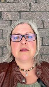 Susan Maney's Instagram, Twitter & Facebook