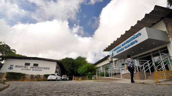 Reportagem celebra 75 anos do HUAC e destaca legado humano e histórico da instituição em Campina Grande