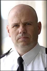 Pc tells of Glasgow airport suicide attack