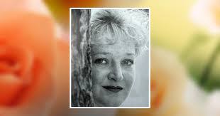 Nora Hicks's Instagram, Twitter & Facebook