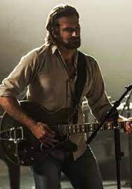 La seine un monstre à paris. Here S How To Get Bradley Cooper S Scruffy Look In A Star Is Born