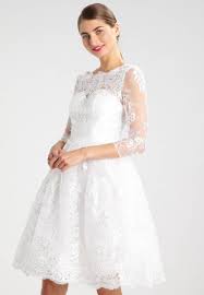 Accueil boléro cache coeur capeline chauffe épaule châle etole. Chi Chi London Charlize Robe De Soiree White Informations Additionnelles Soutien Gorge Amplifor Mariage Robe Dentelle Idees Vestimentaires Robe De Mariee