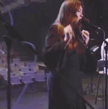 Forverse (plays forward then backward, good for slow motion and for making looping less choppy). Rini Gifs Tenor