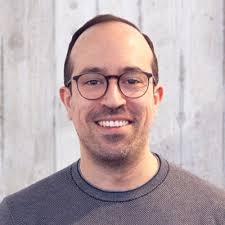 Adrian Wegener auf LinkedIn: Falls jemand von 30.09.-03.10. entweder auf  der promptUX Conference ist…