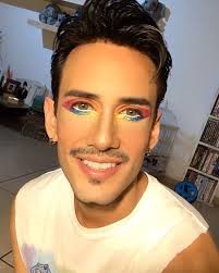 Y como no claro que si, como me gustó ahí va en lo que es su bonita  publicación! Jajaja #pride🌈 #pridemonth #orgullogay #gayshit #gay  #pridemakeup #colors #rainbow #truecolors #lgbtq🌈 #lgbtcommunity ...