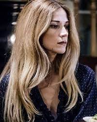 Παρουσιάστηκε η πρώτη της ευκαιρία το 2000, με έναν ρόλο στη σειρά του κώστα κουτσομύτη, ύστερα ήρθαν οι μέλισσες στην. H Lamperh H8opoios Iwanna Pappa Sto Umano Umano Gr