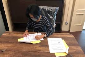 Menteri kerja raya mengingatkan kerajaan pulau pinang untuk memberi kerjasama berkongsi segala dokumen berkaitan dalam. Majlis Penyerahan Projek Pusat Sumber 1 The Amazing History