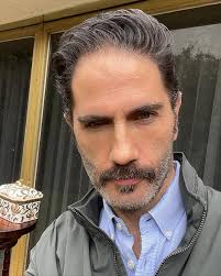 Ayyy bigoton #bigote #hombre #actor #mustashe