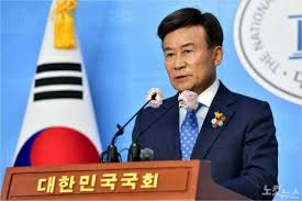 원 지사는 김원웅 광복회장의 망언이 도를 넘어 막장 수준이라고 비난하며 지난해 75주년. ì•ˆìµíƒœ ìœ ì¡± ê¹€ì›ì›… ê´'ë³µíšŒìž¥ì´ì•¼ë§ë¡œ ë¯¼ì¡± ë°˜ì—­ìž ë…¸ì»·ë‰´ìŠ¤